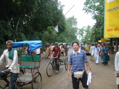 �}�g��[��